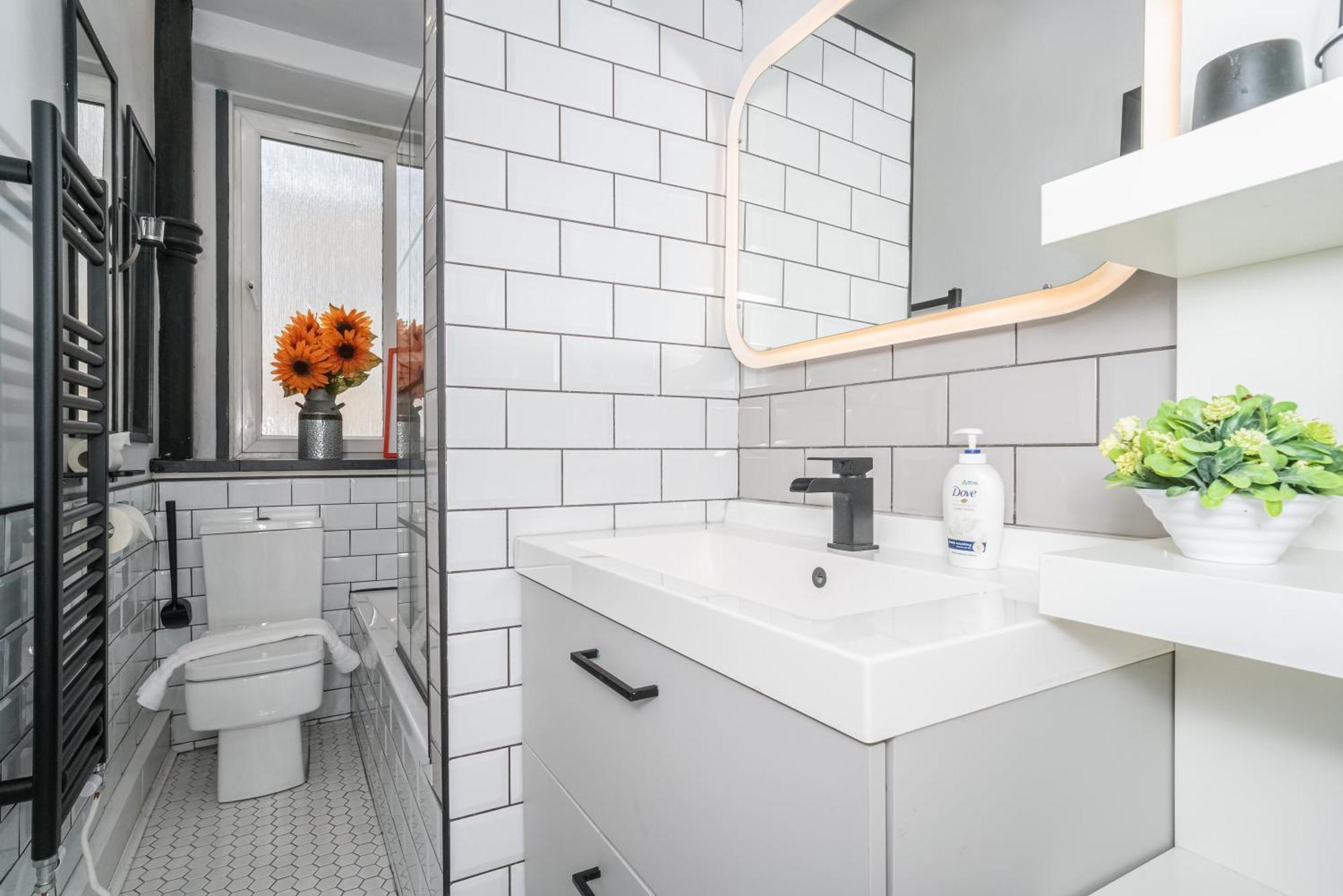 Pass The Keys Trendy Historic Flat Sleeps 4 To 6 Near Leith Shore Appartement Edinburgh Buitenkant foto